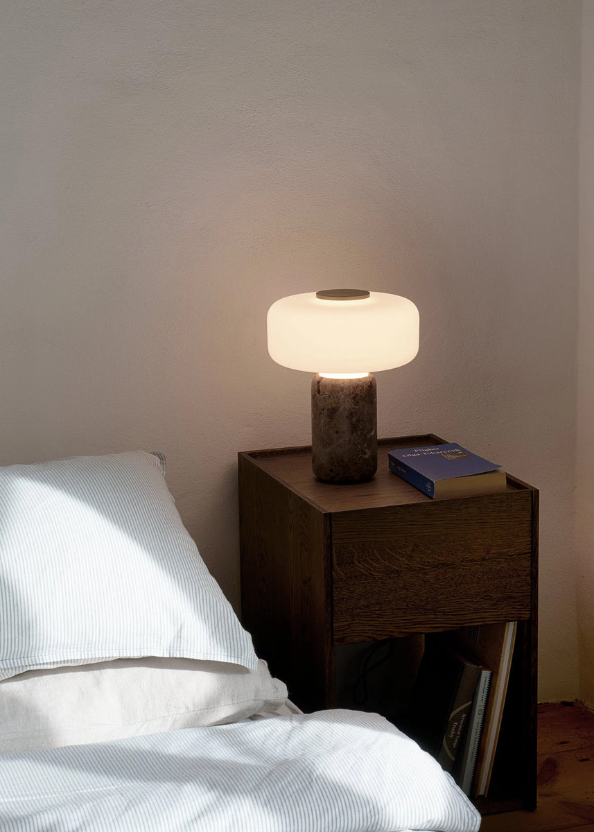 Fonte FNT01 - Lampe in Braun präsentiert im Onlineshop von KAQTU Design AG. Tischleuchte ist von Tamo