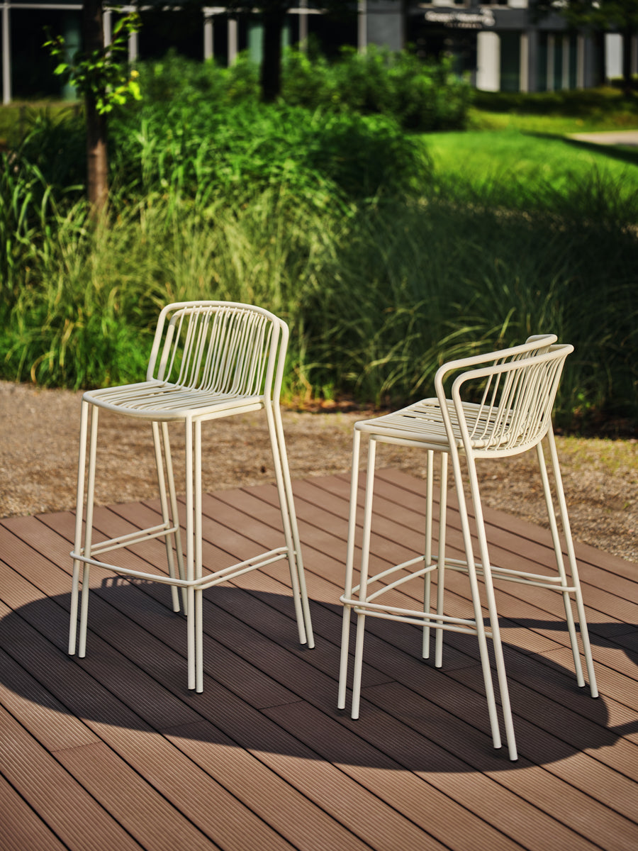 Bris BRS06 - Barhocker, Set von 2 Stück in Gelb präsentiert im Onlineshop von KAQTU Design AG. Outdoor-Barstuhl ist von Mdd