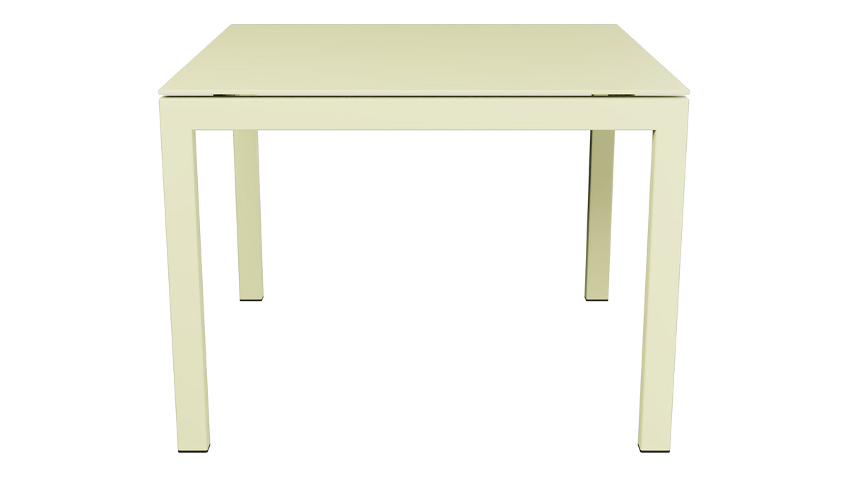 Luzern Glasfaser-Gartentisch 100x100 in Buchsbaumgelb präsentiert im Onlineshop von KAQTU Design AG. Gartentisch ist von Schaffner