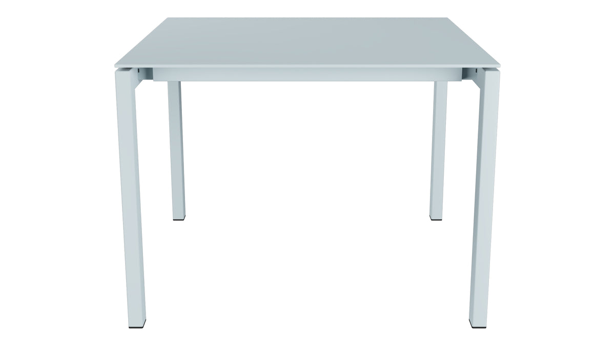 Luzern Glasfaser-Gartentisch 100x100 in Pastellblau präsentiert im Onlineshop von KAQTU Design AG. Gartentisch ist von Schaffner