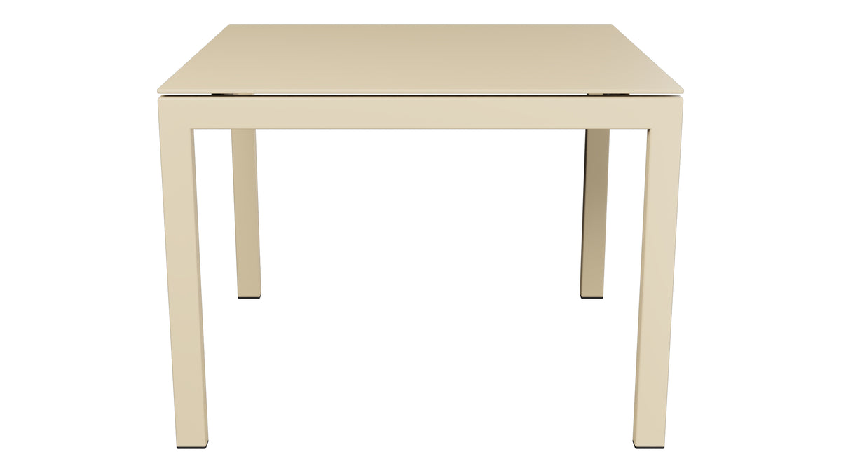 Luzern Glasfaser-Gartentisch 100x100 in Pastellbraun präsentiert im Onlineshop von KAQTU Design AG. Gartentisch ist von Schaffner