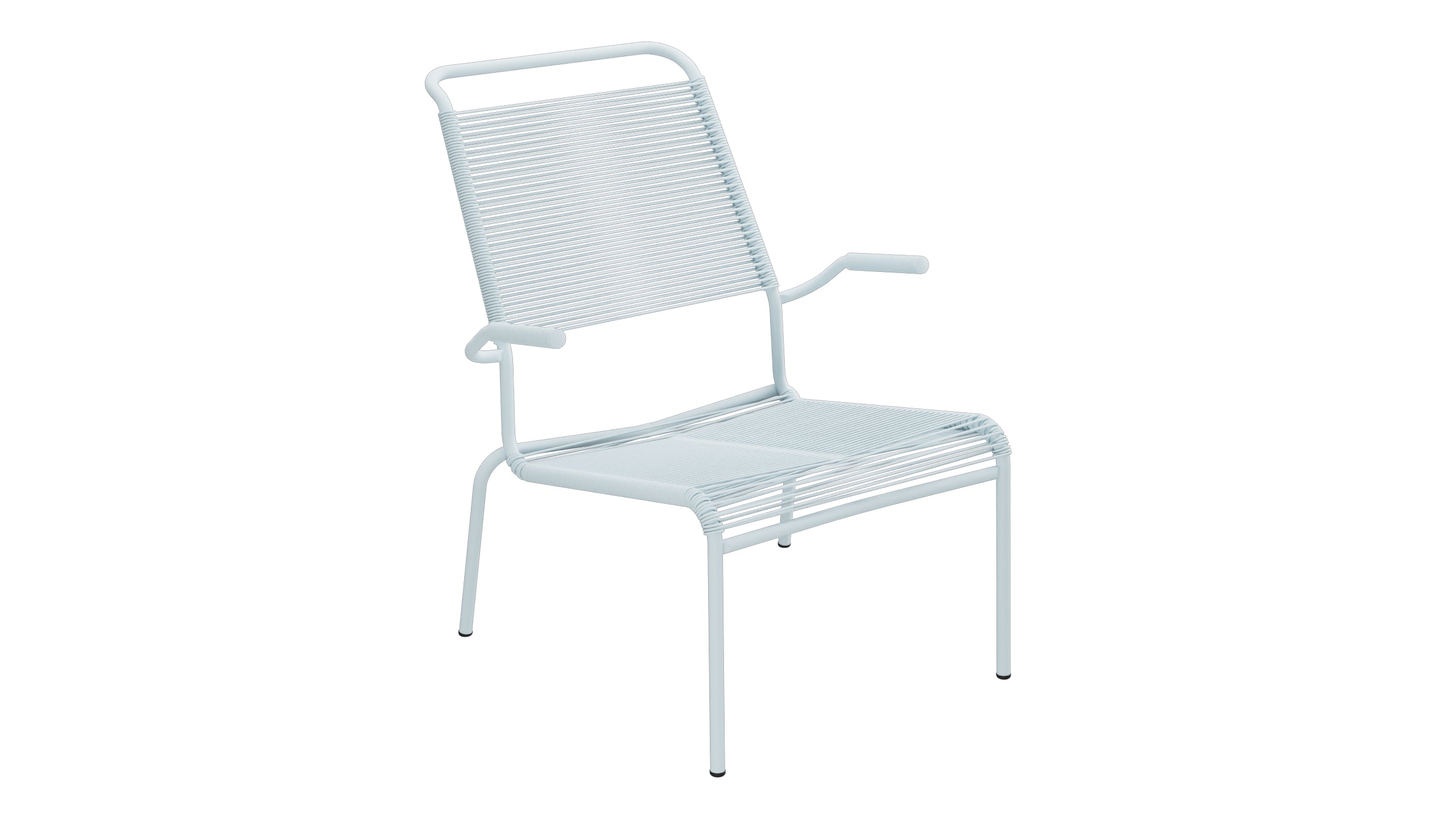 Säntis Lounger Spaghetti mit Armlehne Hochlehner in Pastellblau präsentiert im Onlineshop von KAQTU Design AG. Outdoor-Sessel mit Armlehnen ist von Schaffner