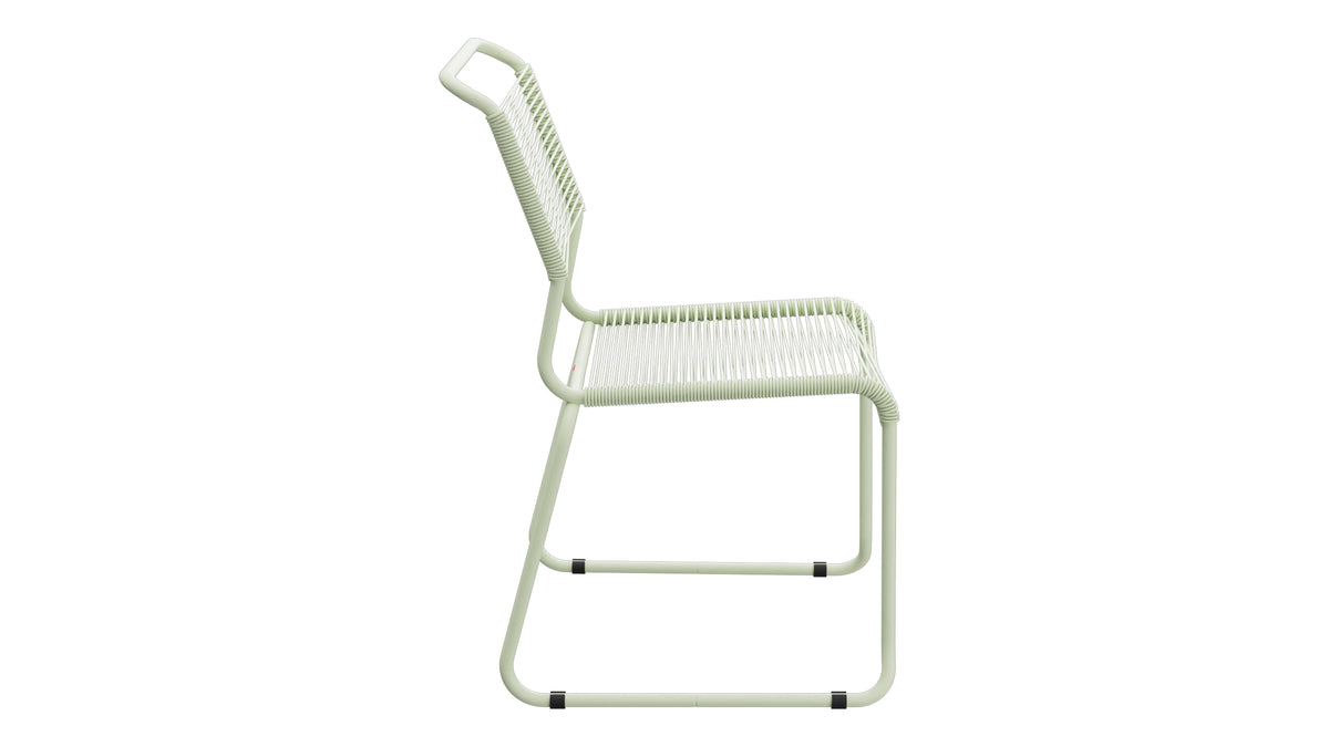 Spaghettistuhl Säntis mit Kufen in Pastellgrün präsentiert im Onlineshop von KAQTU Design AG. Gartenstuhl ist von Schaffner