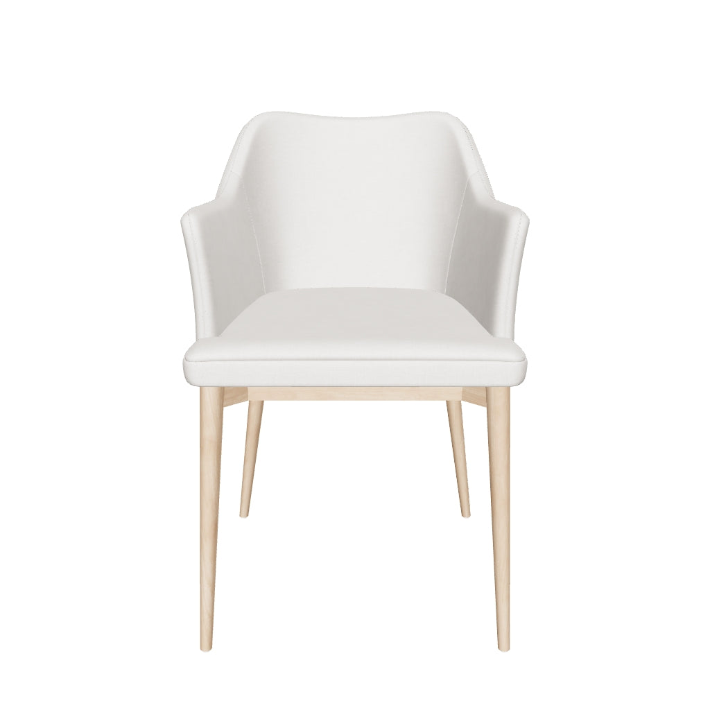 Croft Stuhl aus beiger Chenille mit robusten Beinen aus massiver Esche, ideal für modernes Interieur.