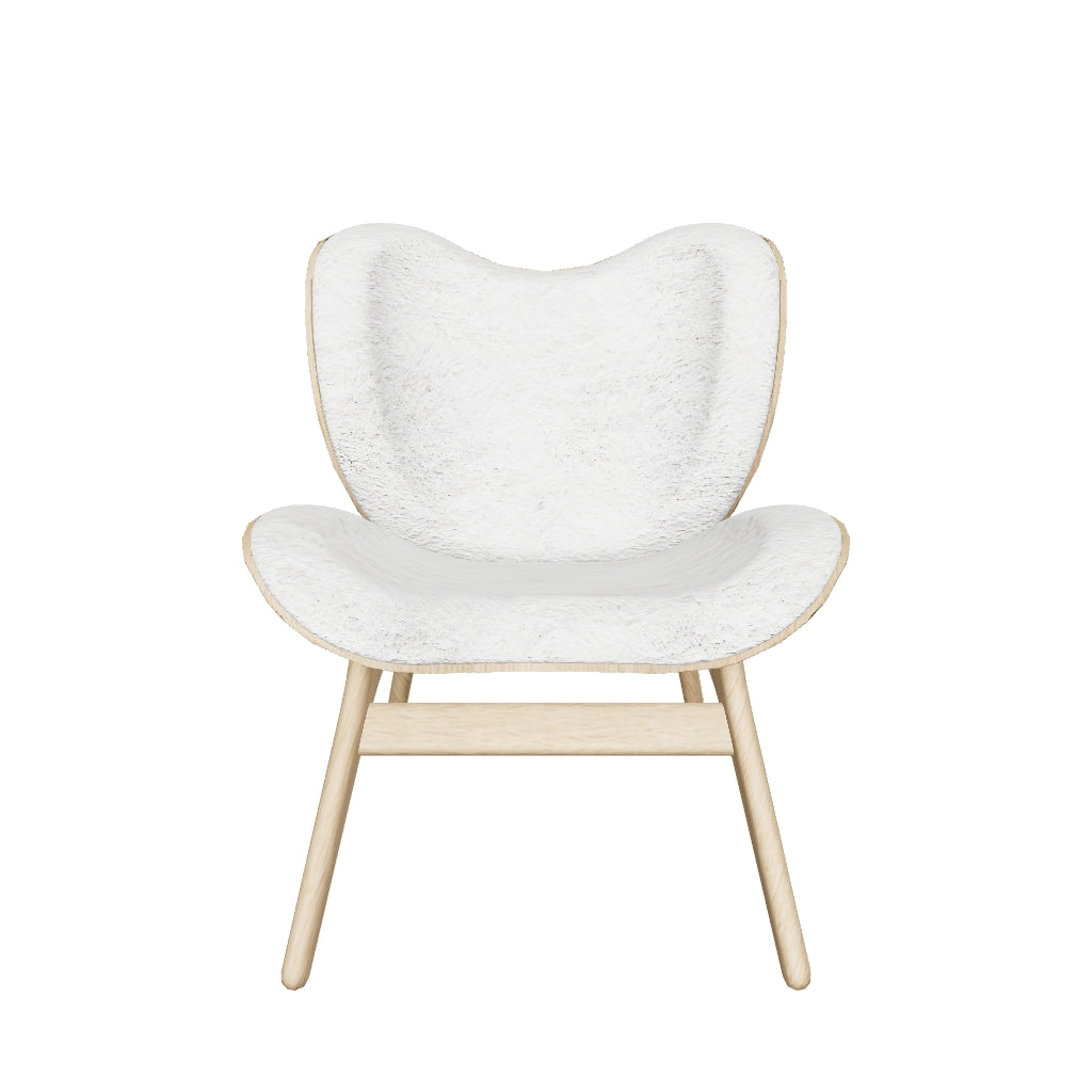 Moderner A Conversation Piece Low Sessel in Teddy White, perfekt für stilvolle Wohnräume und gemütliche Gespräche.