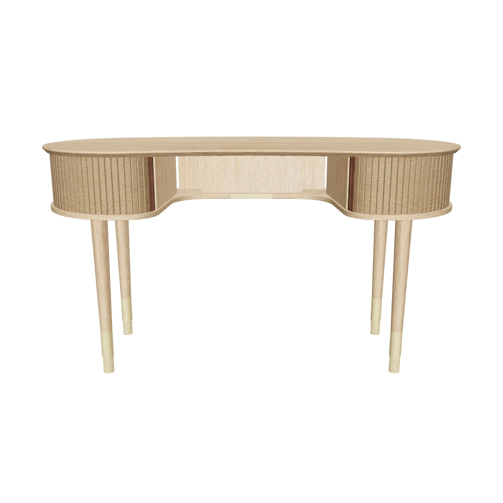 Eleganter Audacious Schreibtisch in warmem Sugar Brown von Umage, ideal für inspirierende Büros und geschmackvolle Wohnräume.