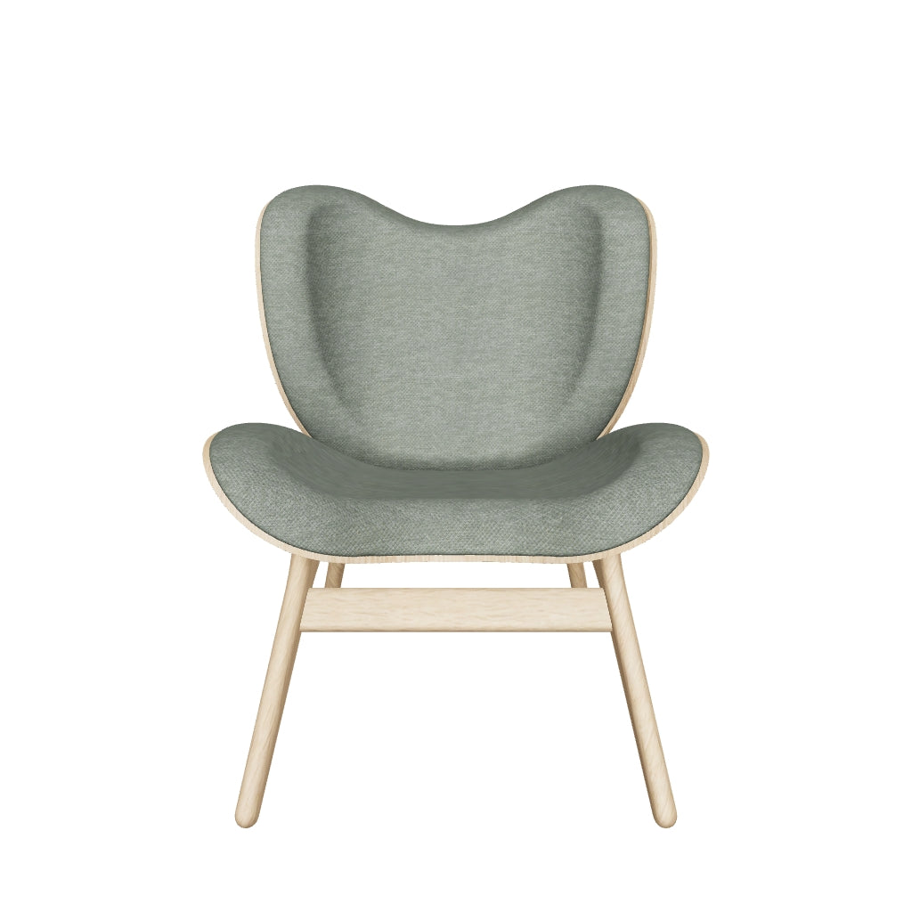 Moderner Low Sessel von Umage, der durch sein einzigartiges Design und die komfortable Form zum Blickfang in jedem Raum wird.