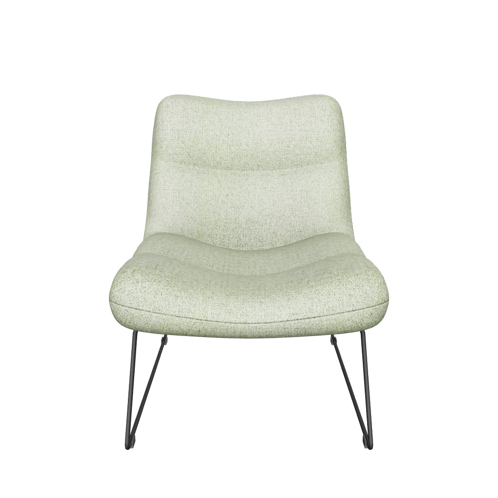 Sessel Asen in grüner Chenille mit schwarzen Stahlbeinen FSC 100% in Hellgrün präsentiert im Onlineshop von KAQTU Design AG. Sessel ist von Kave Home