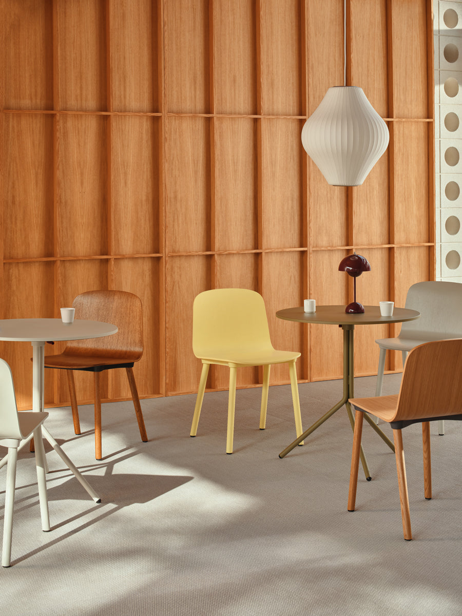 Nud ND1P14 - Stuhl aus Sperrholz mit Holzgestell in Gelb präsentiert im Onlineshop von KAQTU Design AG. Stuhl ist von Mdd